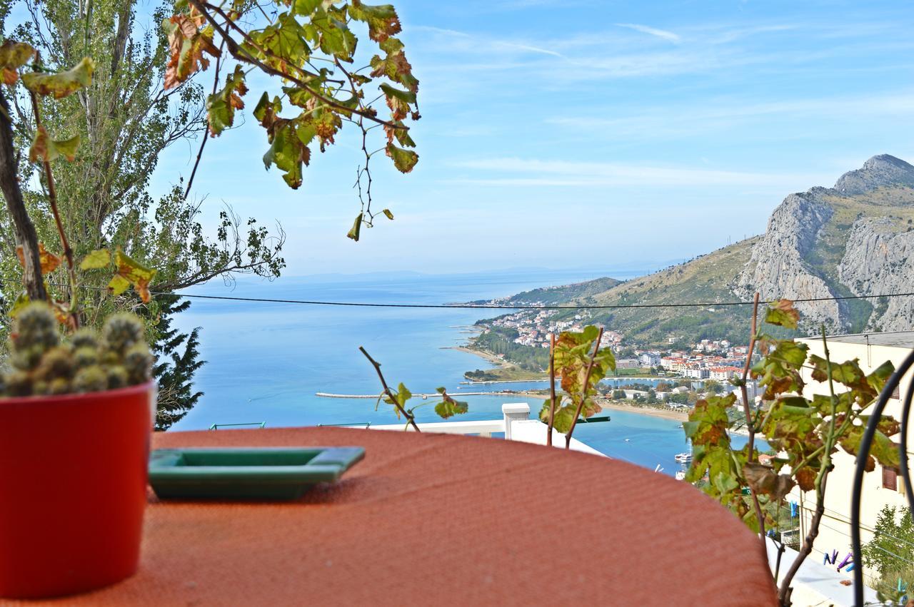 Apartment Ivana Borak Omiš Exterior foto